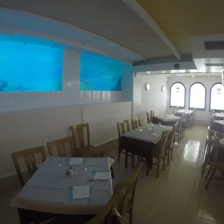 Hotel Golden Sand-2